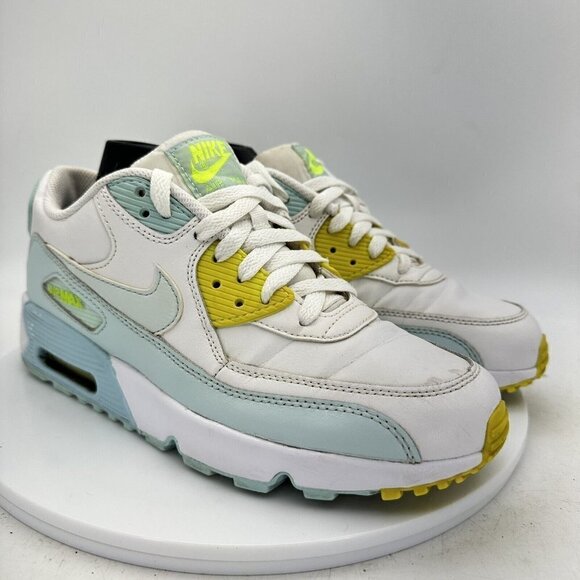 Nike Air Max 90 LTR White Youth Athletic Sneaker Shoes 833376-100 Size 7Y - Picture 2 of 13
